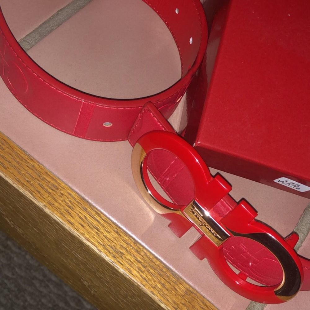 ferragamo belt | worn twice